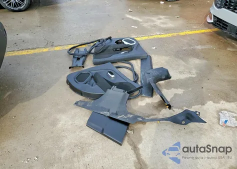 2020 Jeep Renegade Latitude z USA, uszkodzony, nr VIN ZACNJBBBXLPL44833